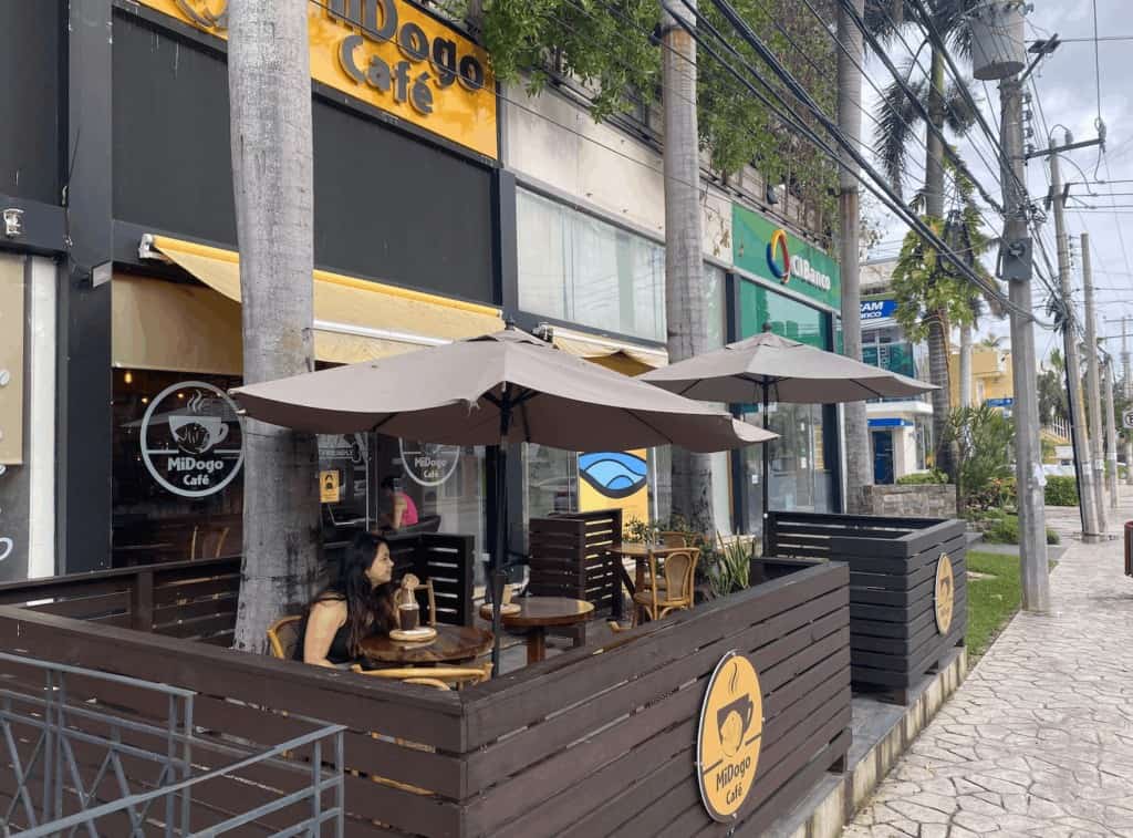 front midogo cafe playa del carmen mexico