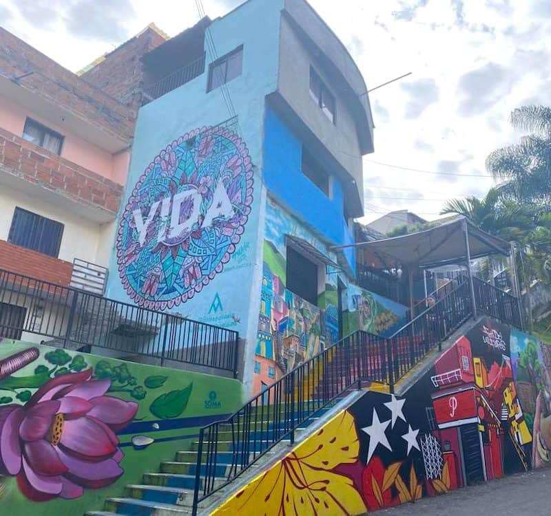 Living In Medellin: The Pros And Cons You Should Consider