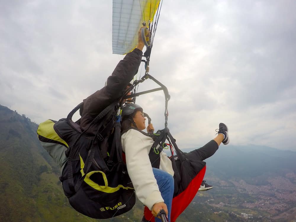 ashley paragliding medellin