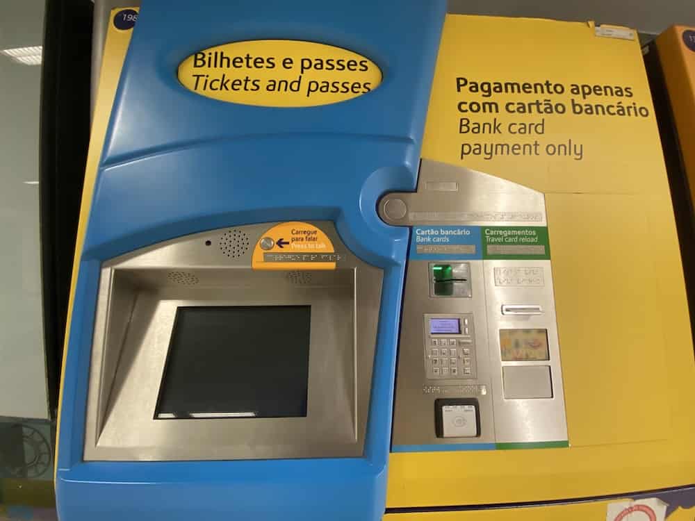 metro ticket machine