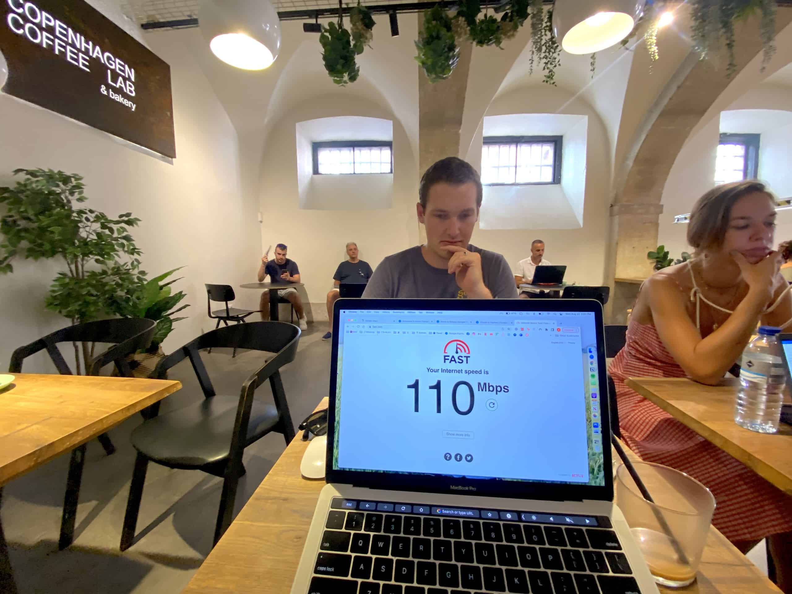 wifi speeed working from copenhagen cafe